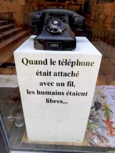 téléphone avec fil, humain libre